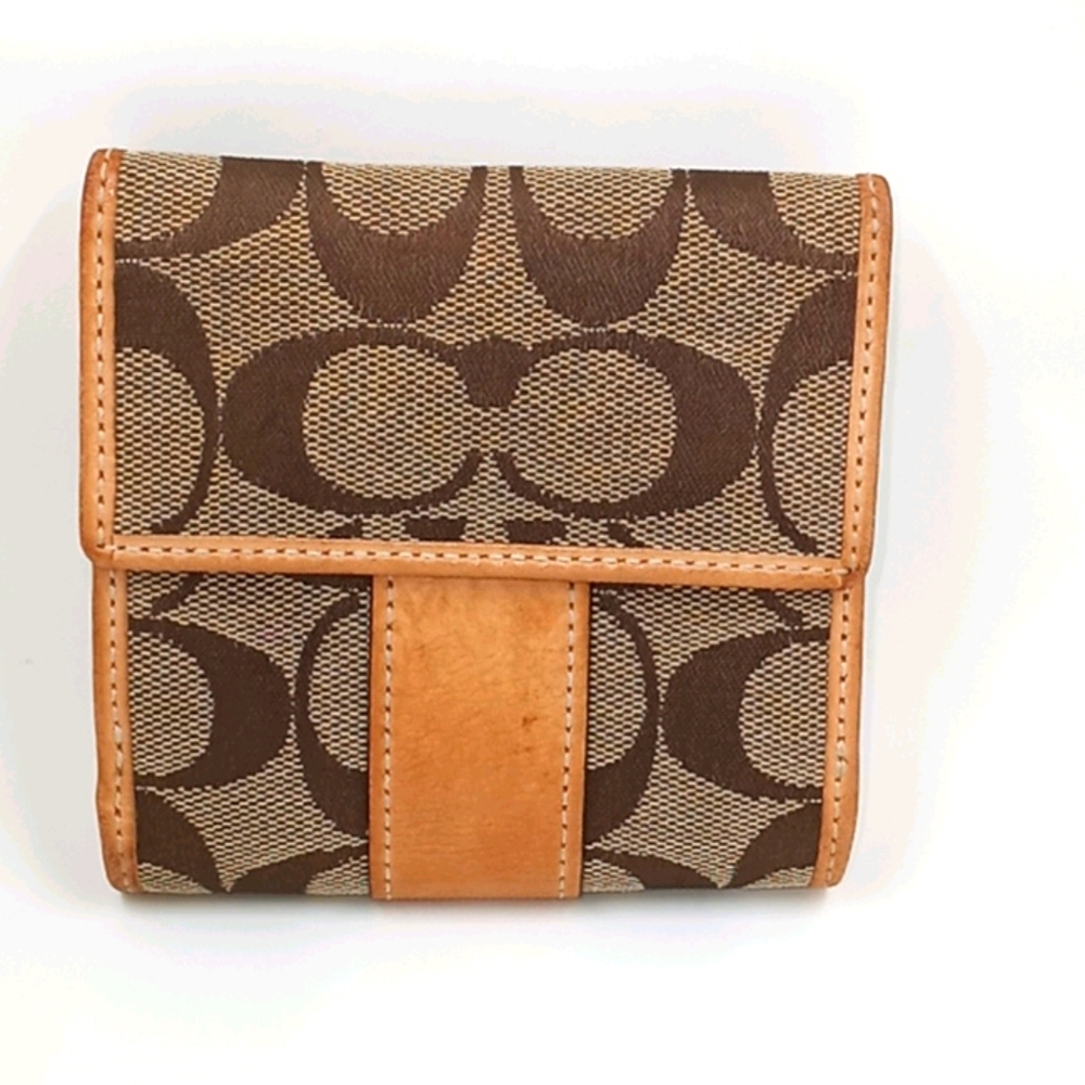 Authentic Coach logo wallet